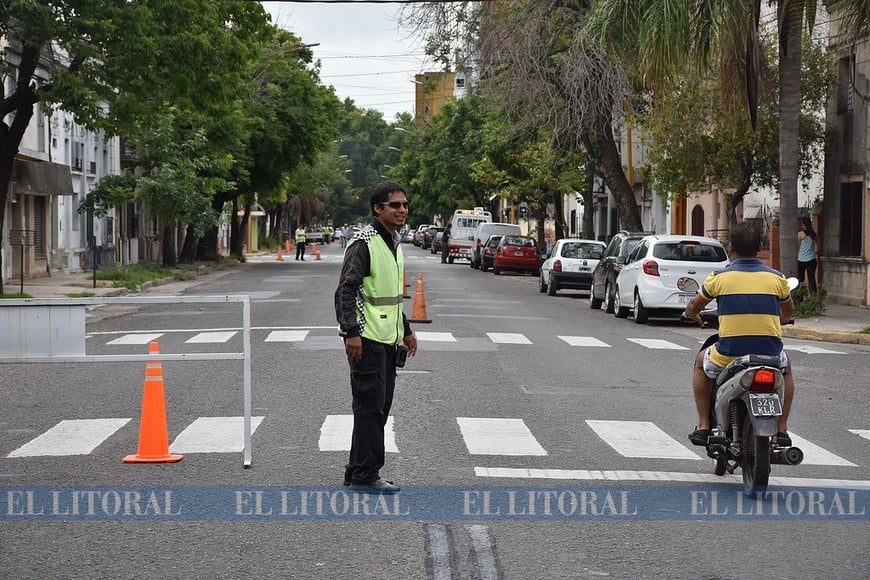 Cambió el sentido de circulación en un tramo de calle Güemes