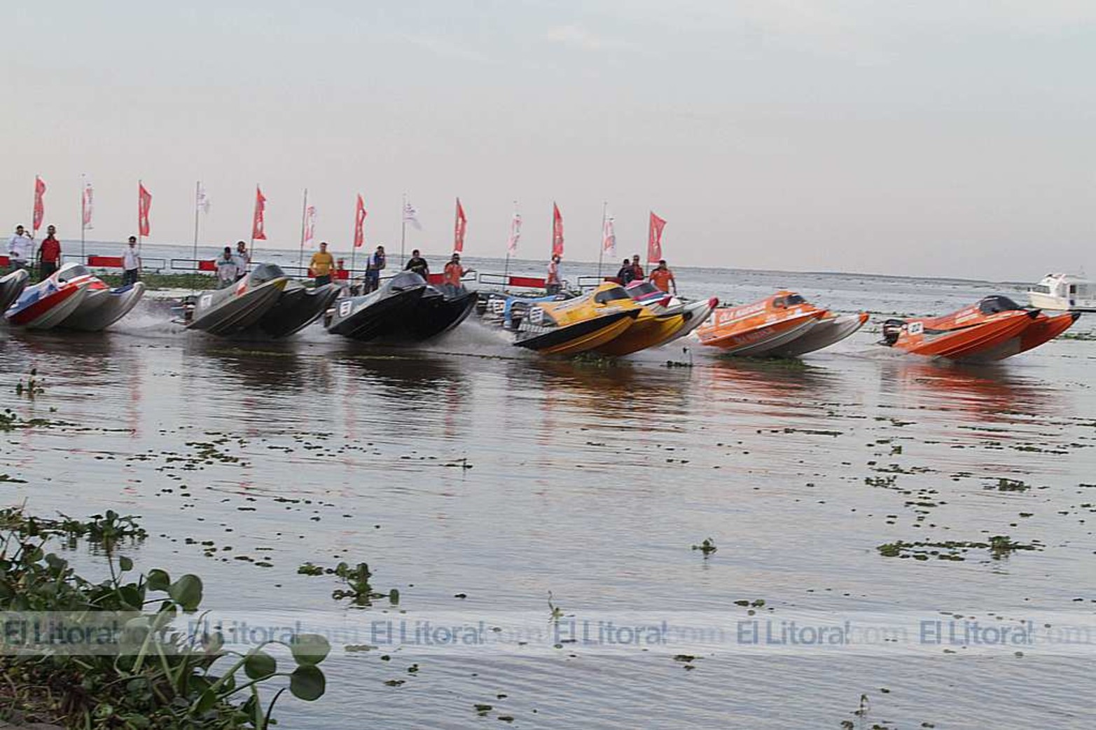 Por tercer año consecutivo se presentó la F1 Powerboat en Santa Fe