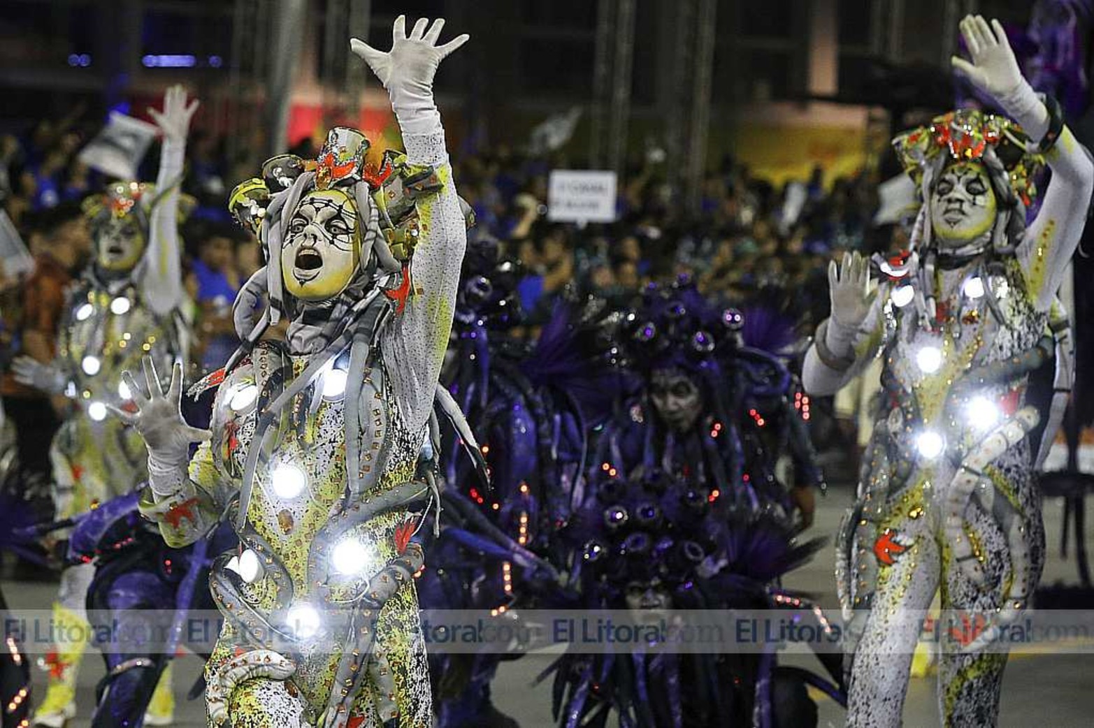 La fiesta en el sambódromo de San Pablo
