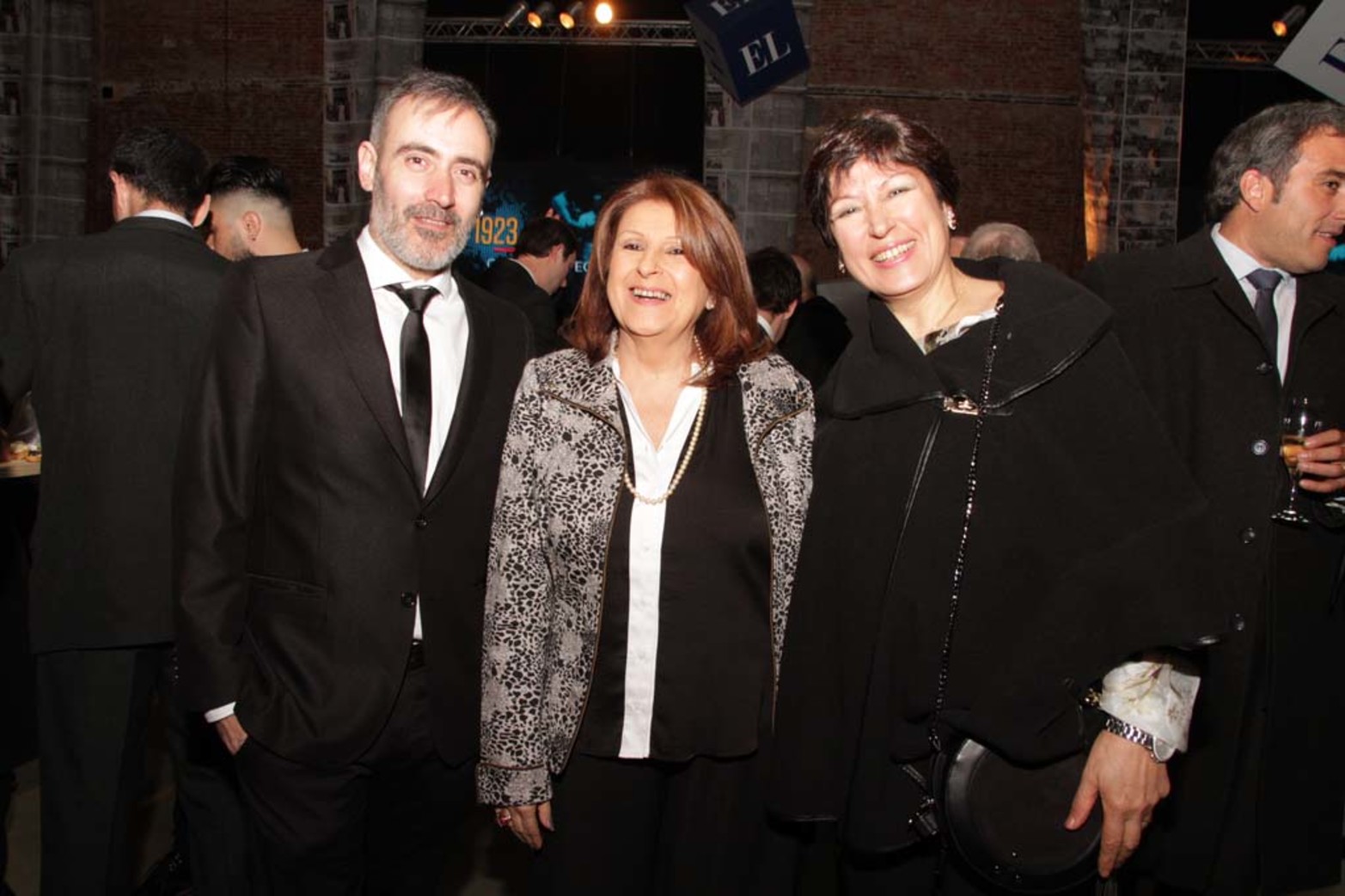 Flavio Raina, Mari Tevez y Norma López