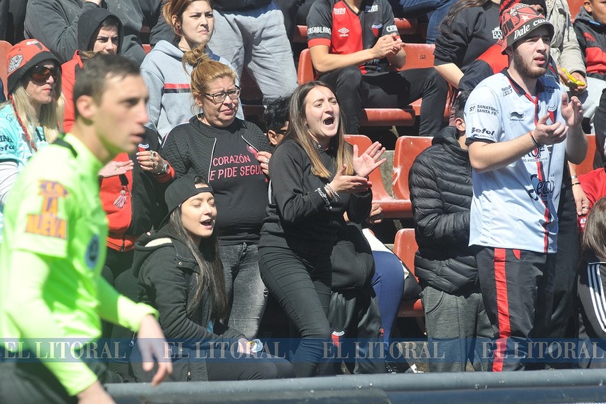 Colón empató con Tigre