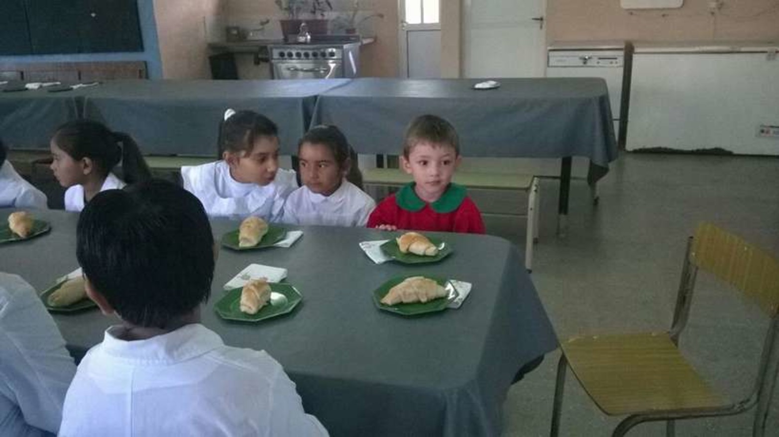 Fotos de Alvaro Marraiso 1er día de clases en la escuela Nro 562 Basilio Hall de la localidad de Cacique Ariacaiquin