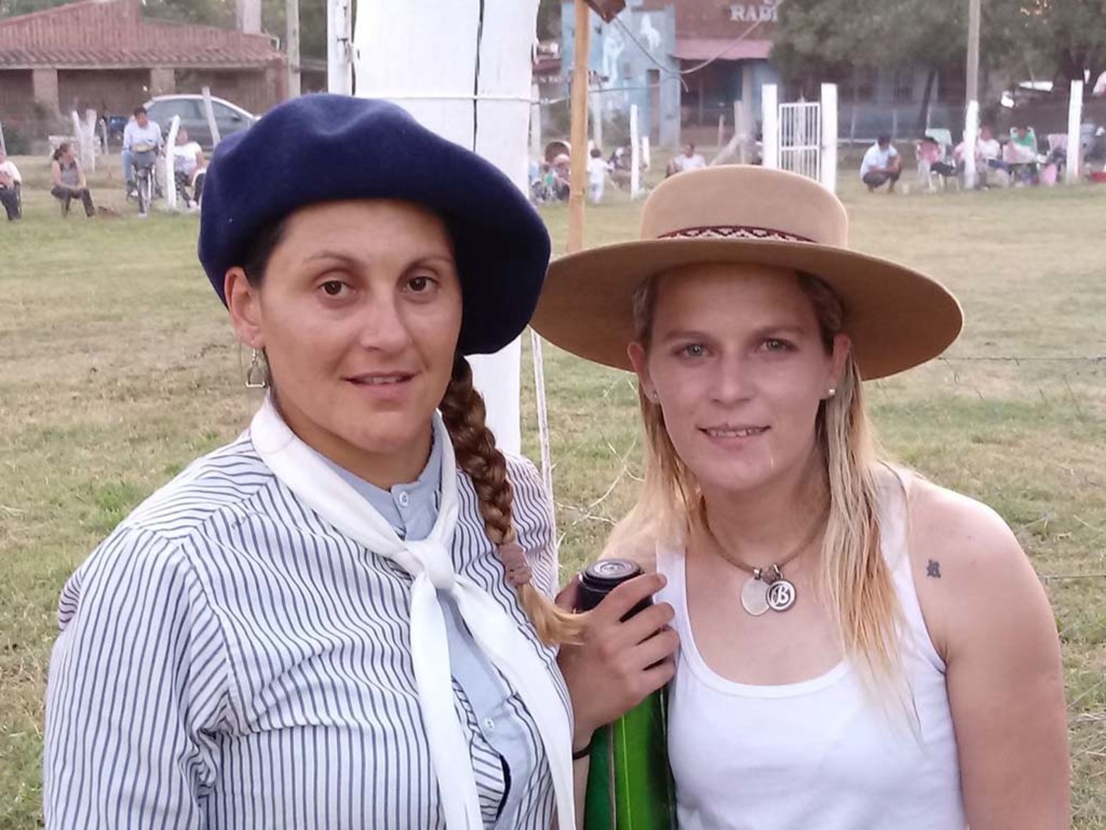 onaerenses. Flavia Leone y Belén Arias llegaron desde San Pedro y Necochea para demostrar su coraje.