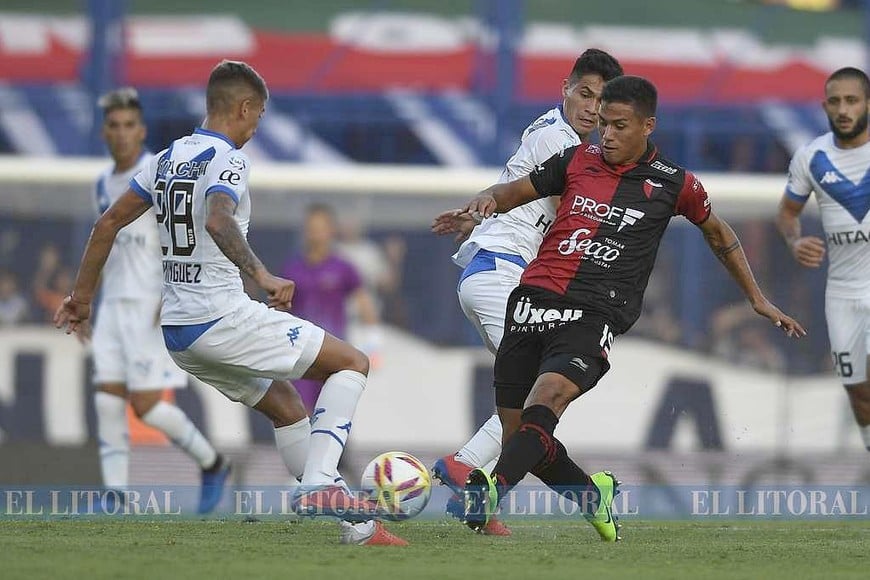 Colón empató con Vélez en Liniers