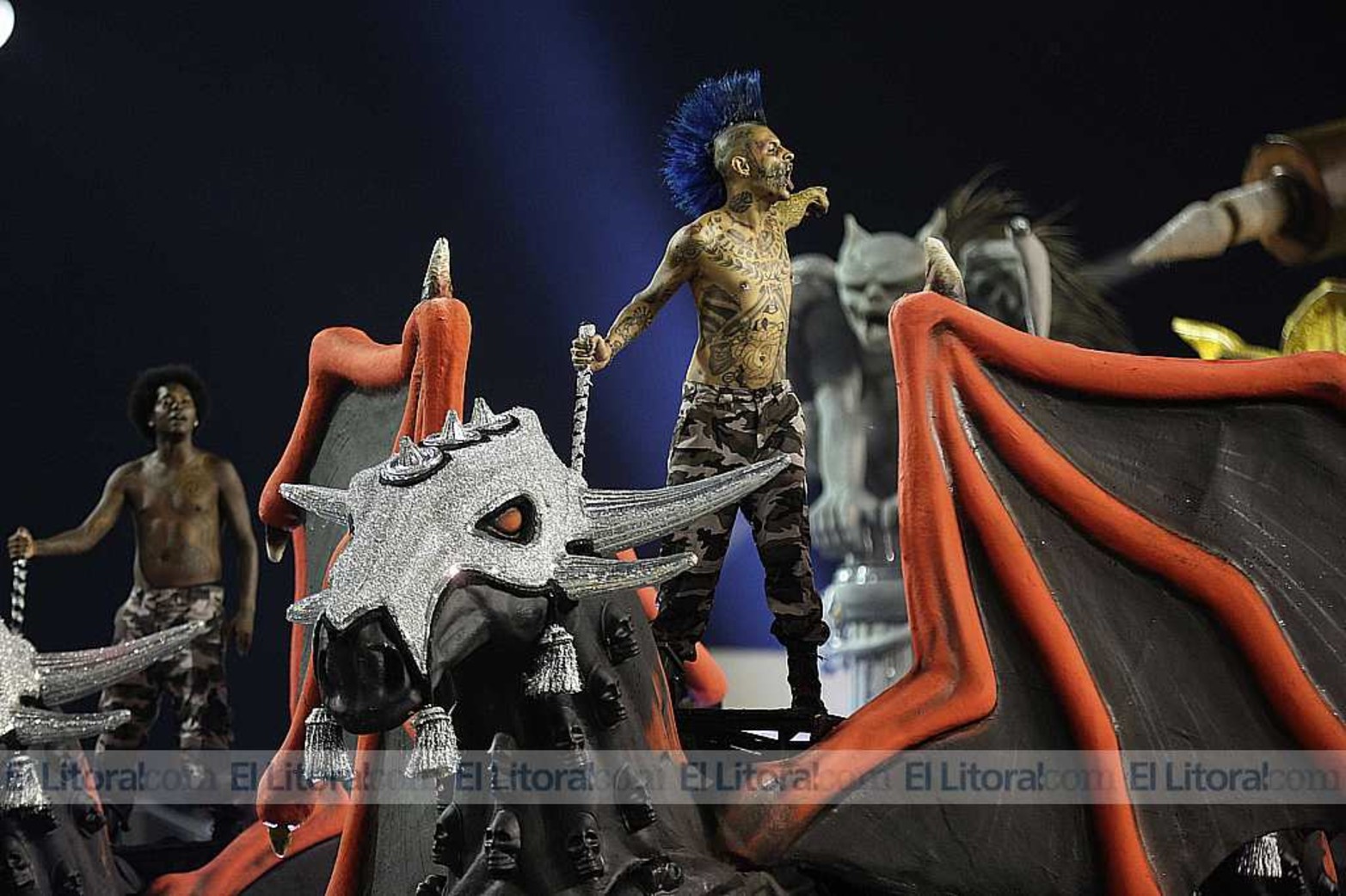 La fiesta en el sambódromo de San Pablo