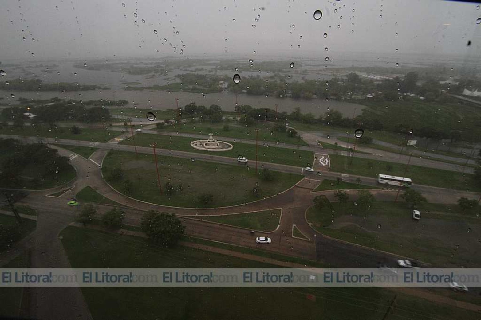 Fuente de la cordialidad en la autovia 168