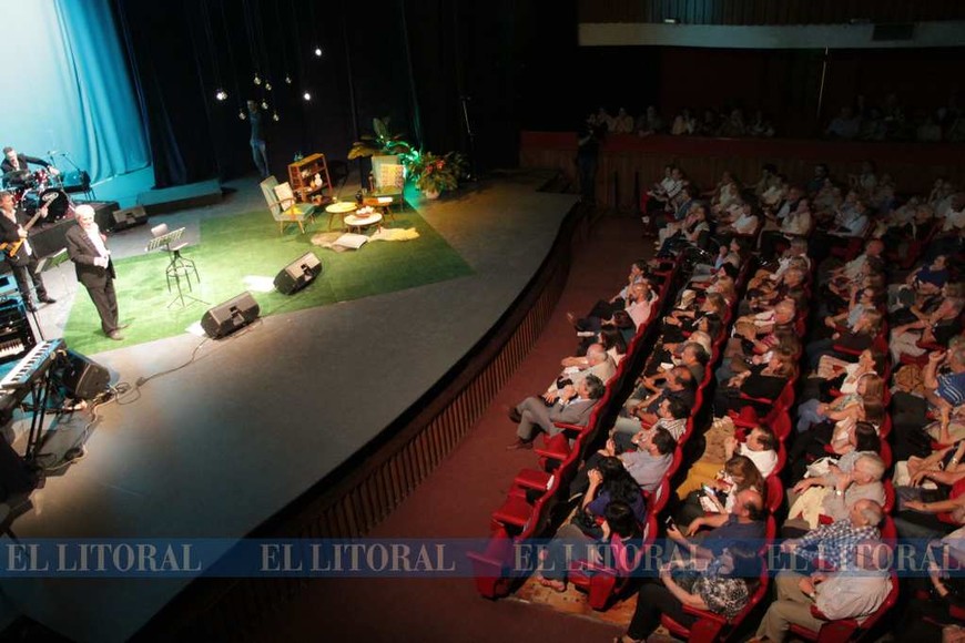 Velada de homenaje a Chico Novarro