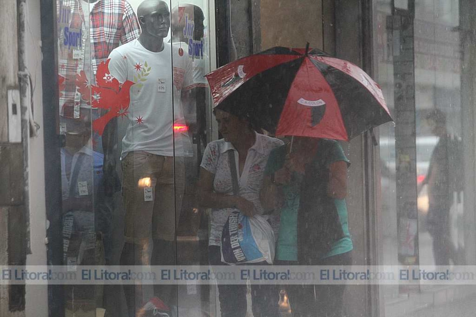Calle Mendoza casi San Martín