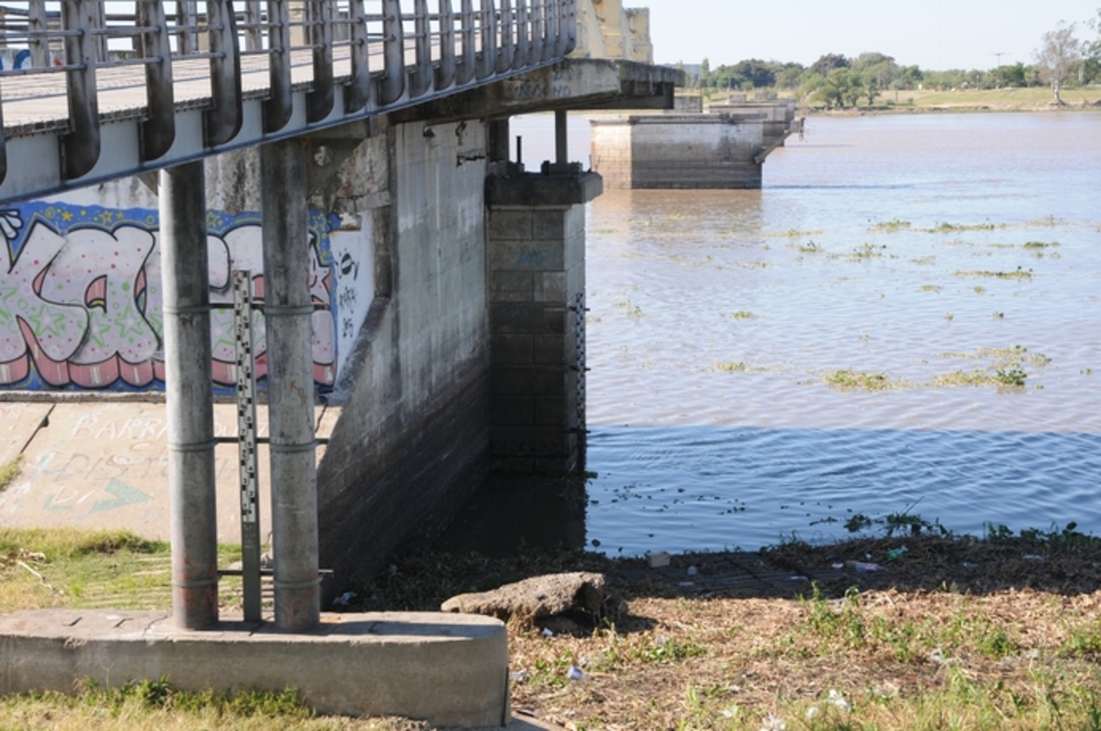 La laguna Setúbal desde la Costanera Oeste