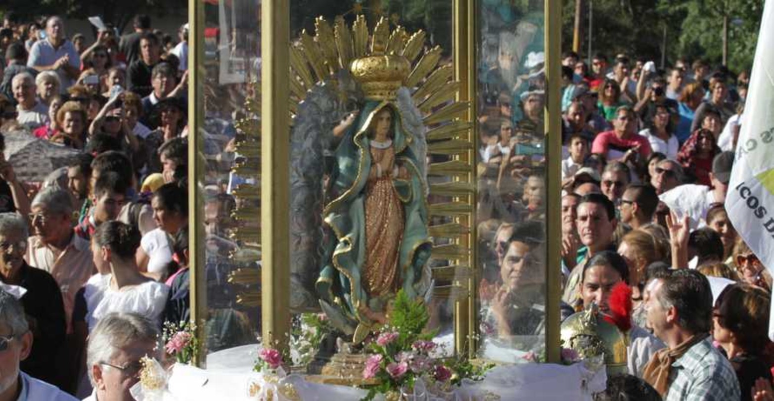 Miles de personas en la peregrinación a la Basílica de Guadalupe