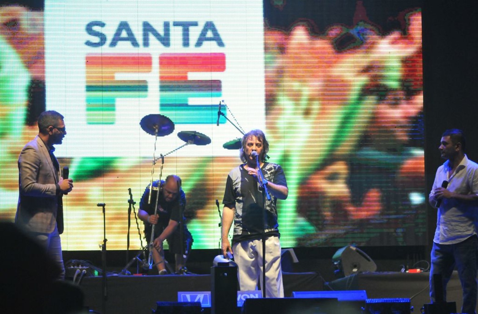 La primera edición de la Fiesta de la Cumbia concluía el domingo a la noche en el Hipódromo Las FloresLa primera edición de la Fiesta de la Cumbia concluía el domingo a la noche en el Hipódromo Las Flores