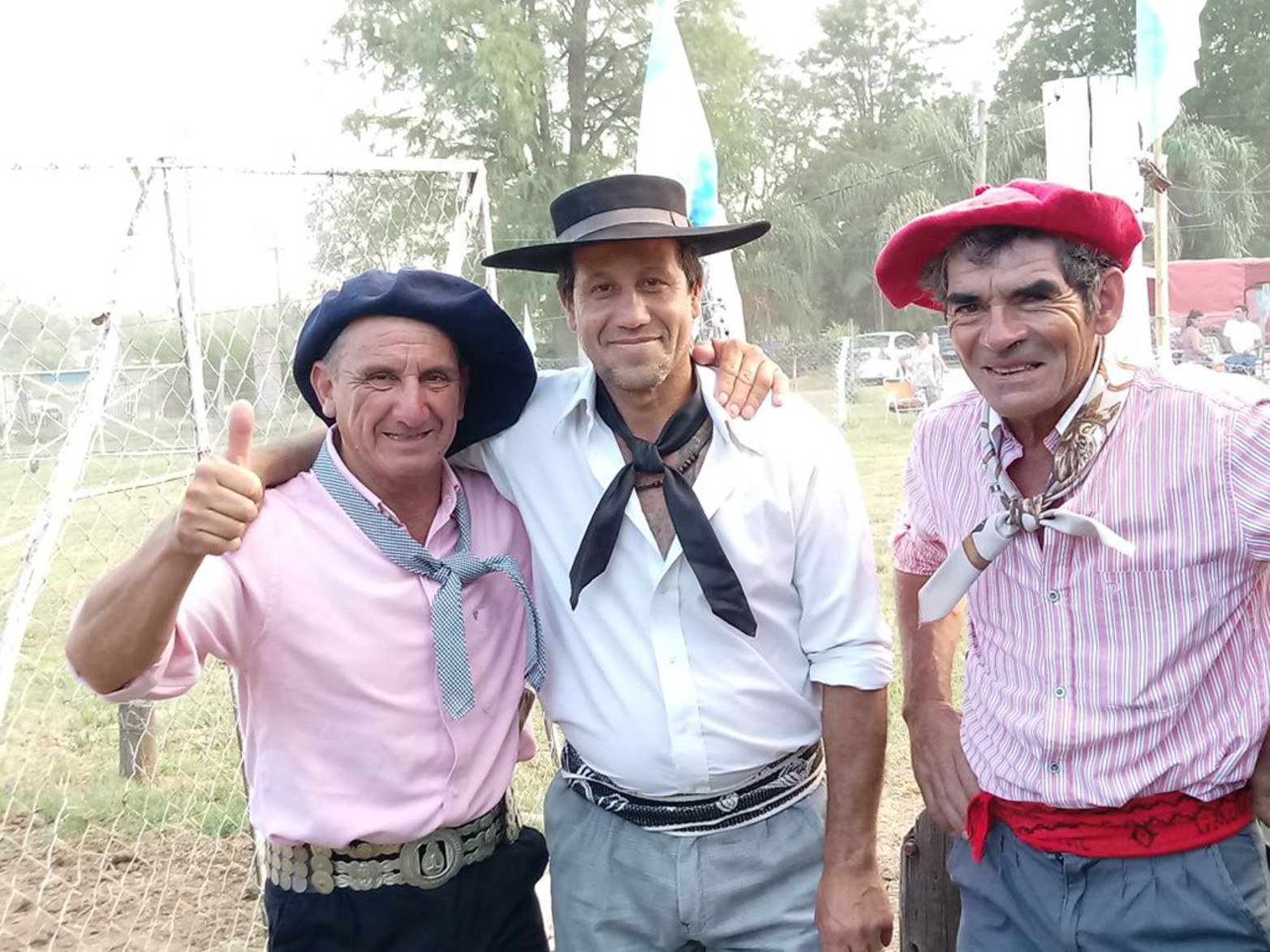 Está todo ok. El Chueco Acevedo junto a El Bohemio Fabián García, de Campo Andino.