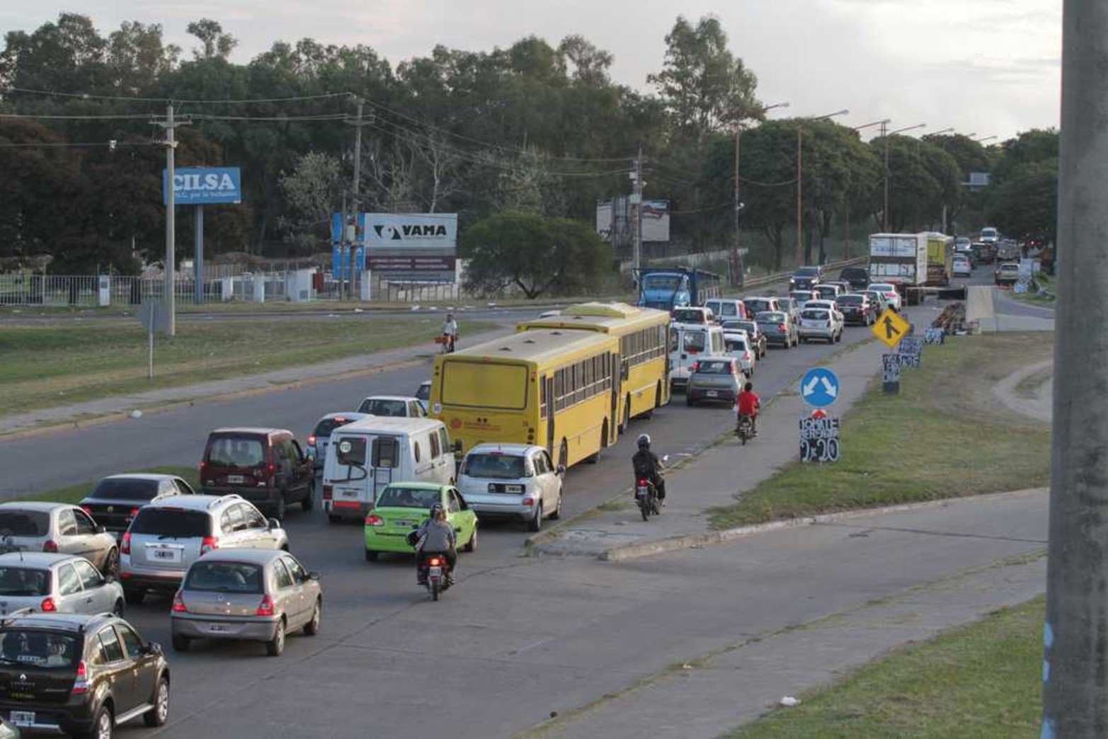 El humo generó inconvenientes en el Puente Carretero