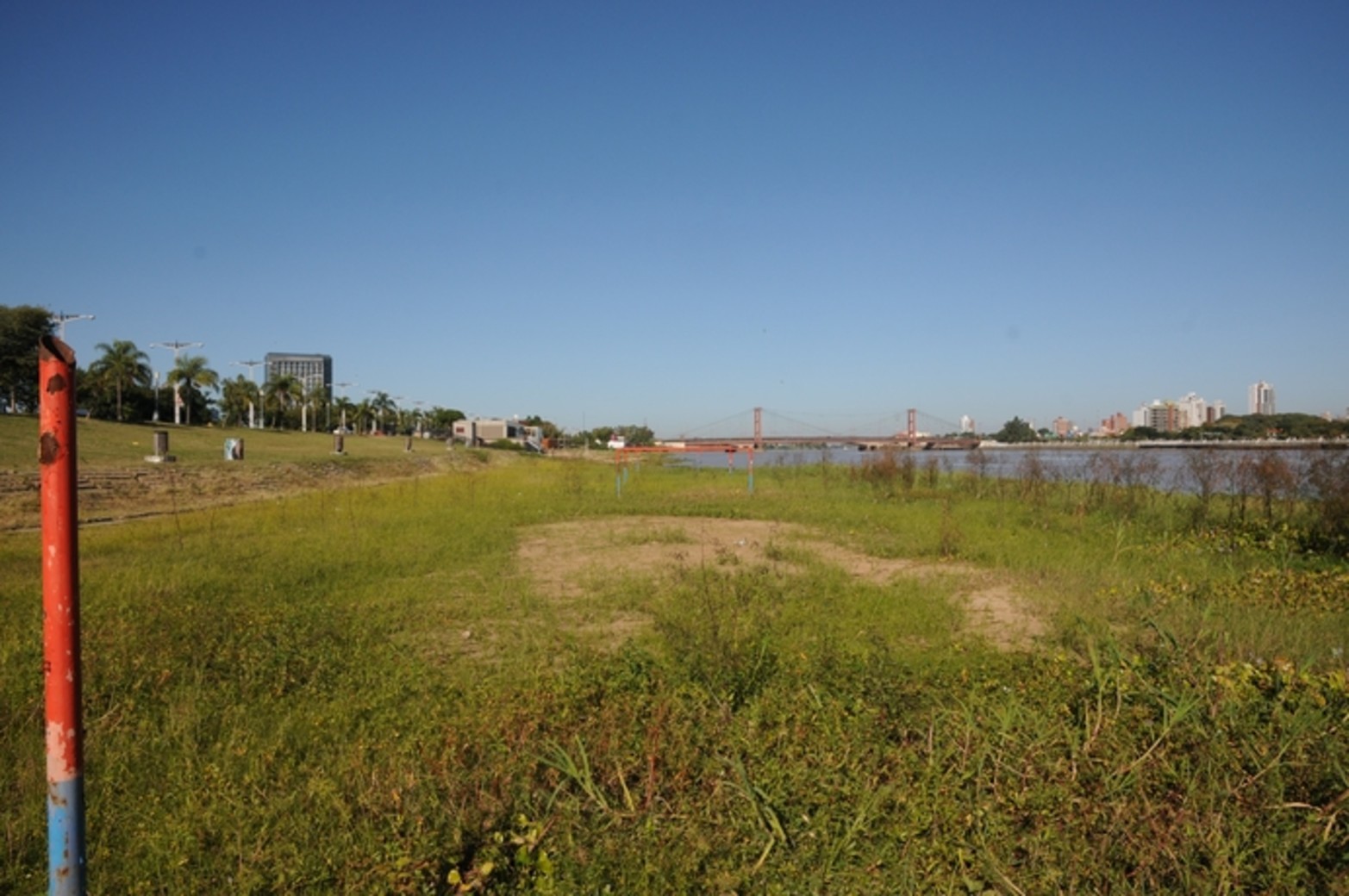 La laguna Setúbal desde la Costanera Este