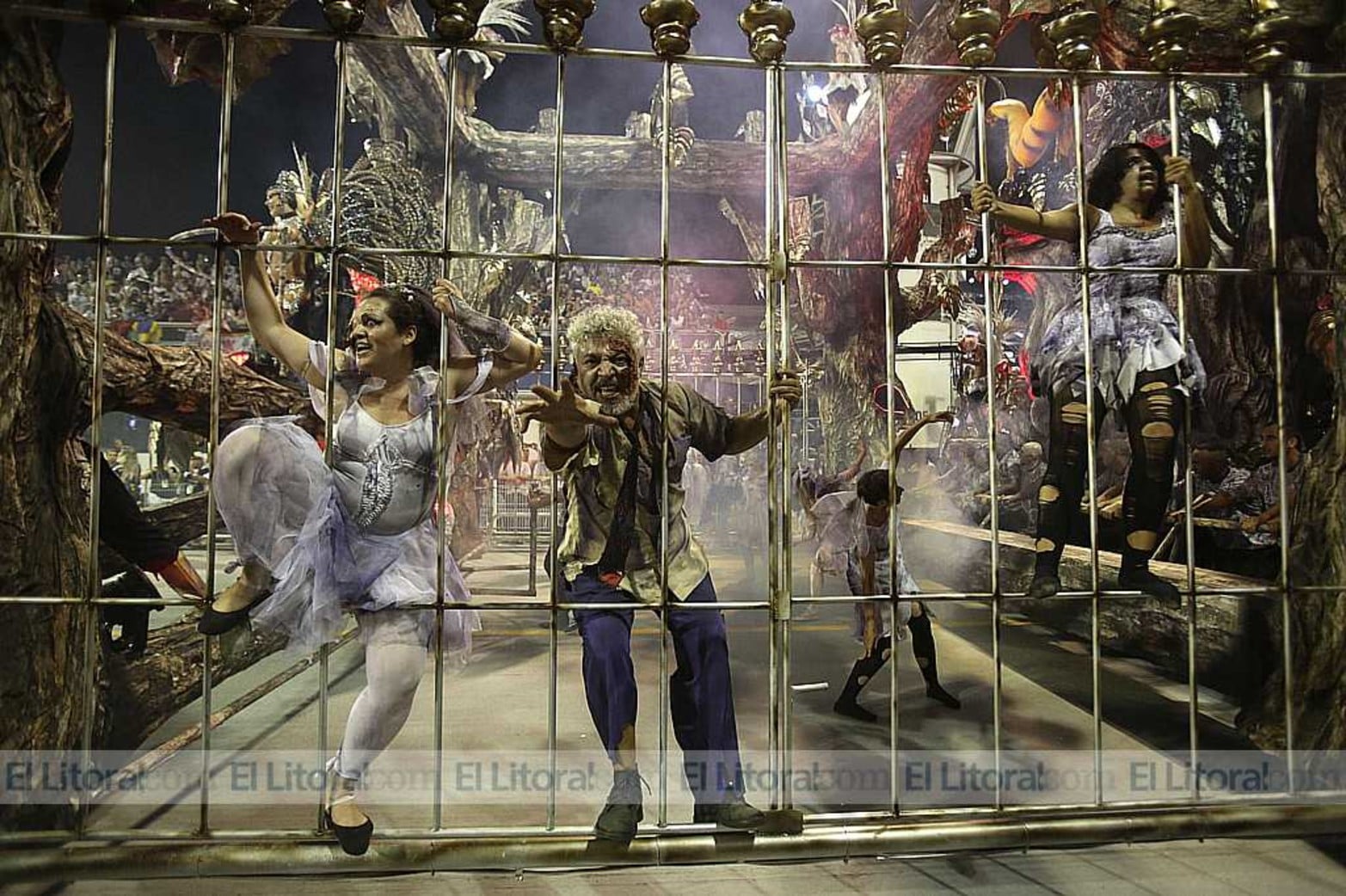 La fiesta en el sambódromo de San Pablo