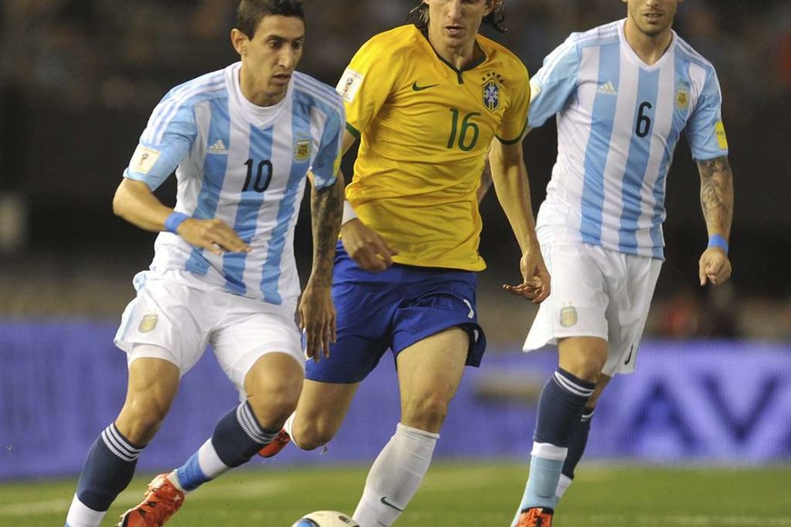 Argentina y Brasil empataron en el Monumental