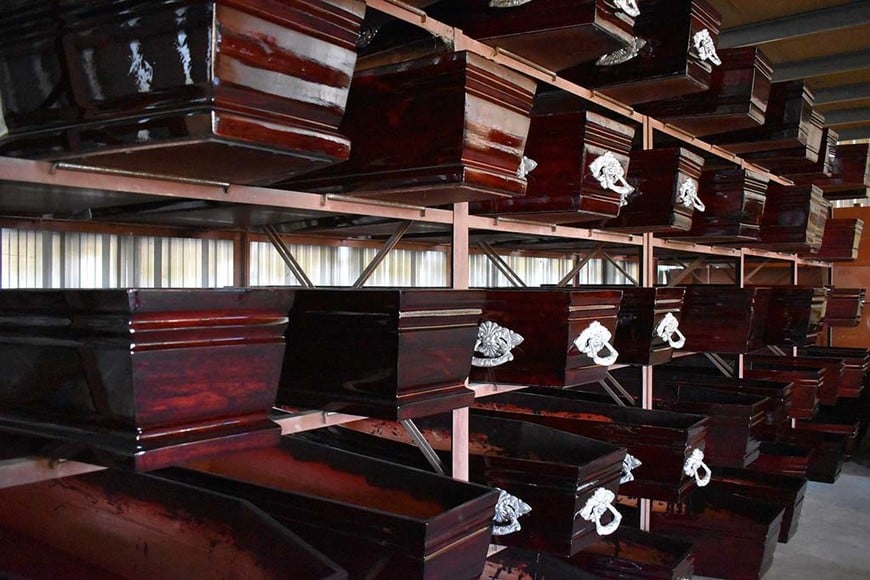 Fábrica de ataúdes en Venado Tuerto