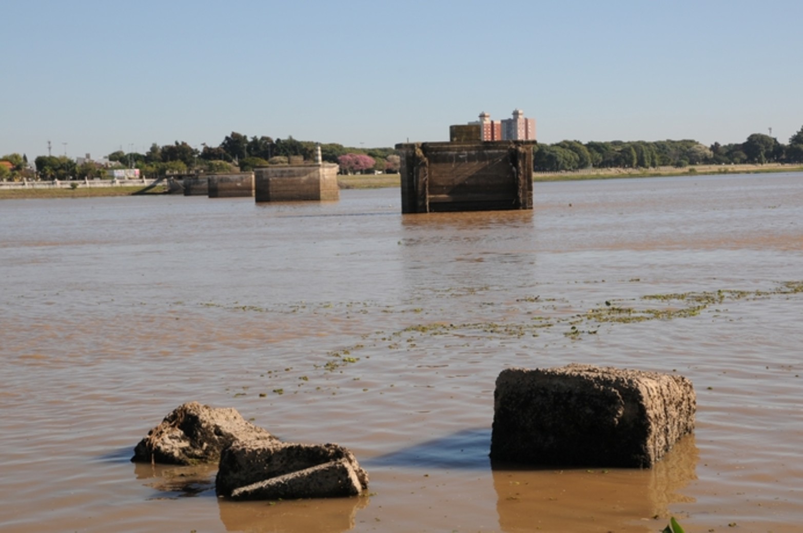 La laguna Setúbal desde la Costanera Este