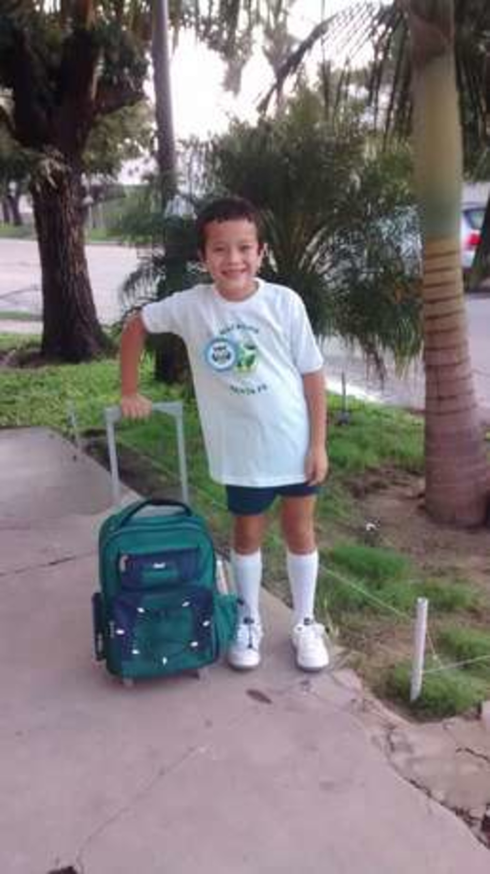 Benja comienza 4 grado y Bauti primero. Son mis dos amores y la razón de mi vida. Saludos a todo el diario!!!!