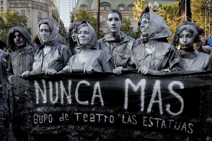 "Nunca más": acto central en Buenos Aires