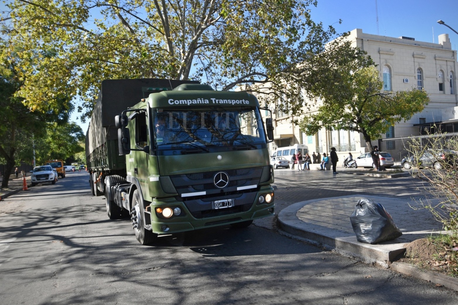 Este hospital modular constará de 40 camillas rodantes (móviles) ubicadas en las distintas carpas en donde se atenderán pacientes no Covid con patologías "controlables" o que estén en recuperación, como aquellos que deben hacer el período postoperatorio.