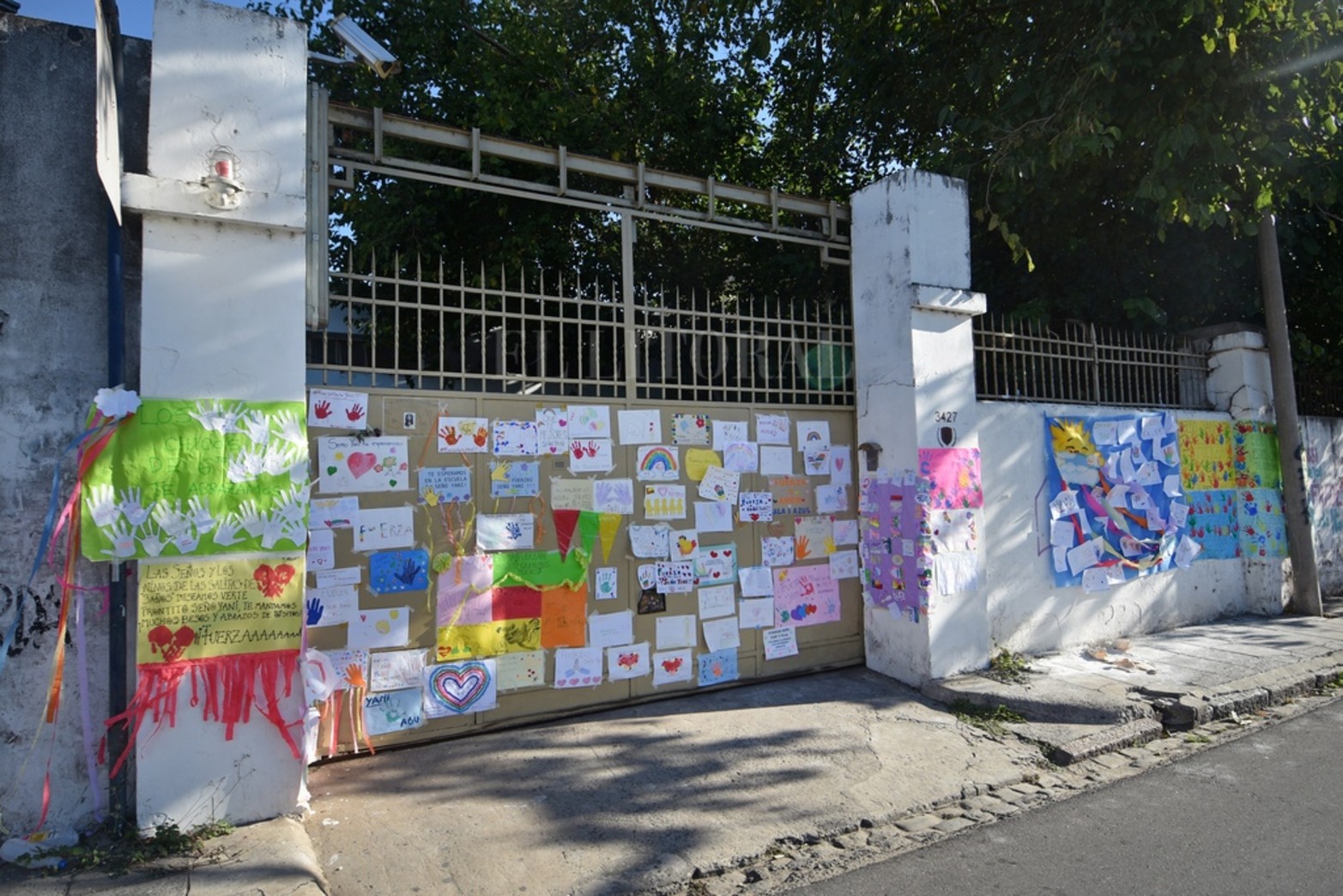 Se trata de Yanina Primón, del Complejo Educativo IES. Está internada en el Cullen desde hace una semana. Su estado es delicado.