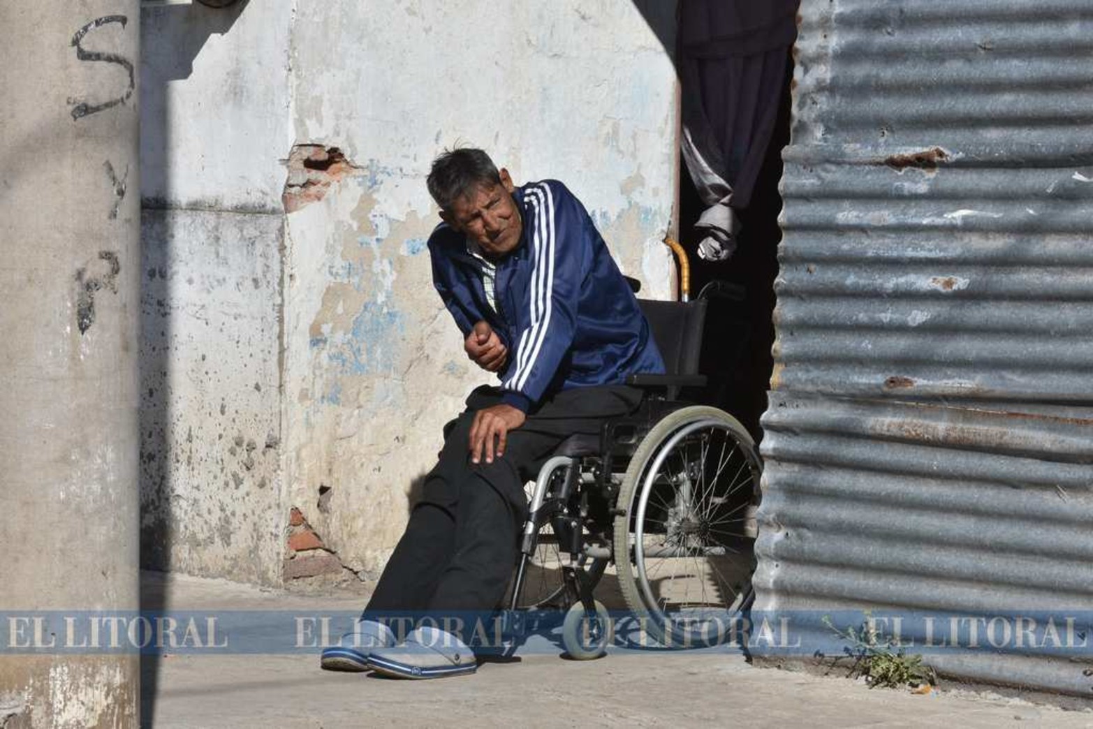 El Ejercito y el Ministerio de Desarrollo Social de la provincia entregó bolsones de comida y lavandina