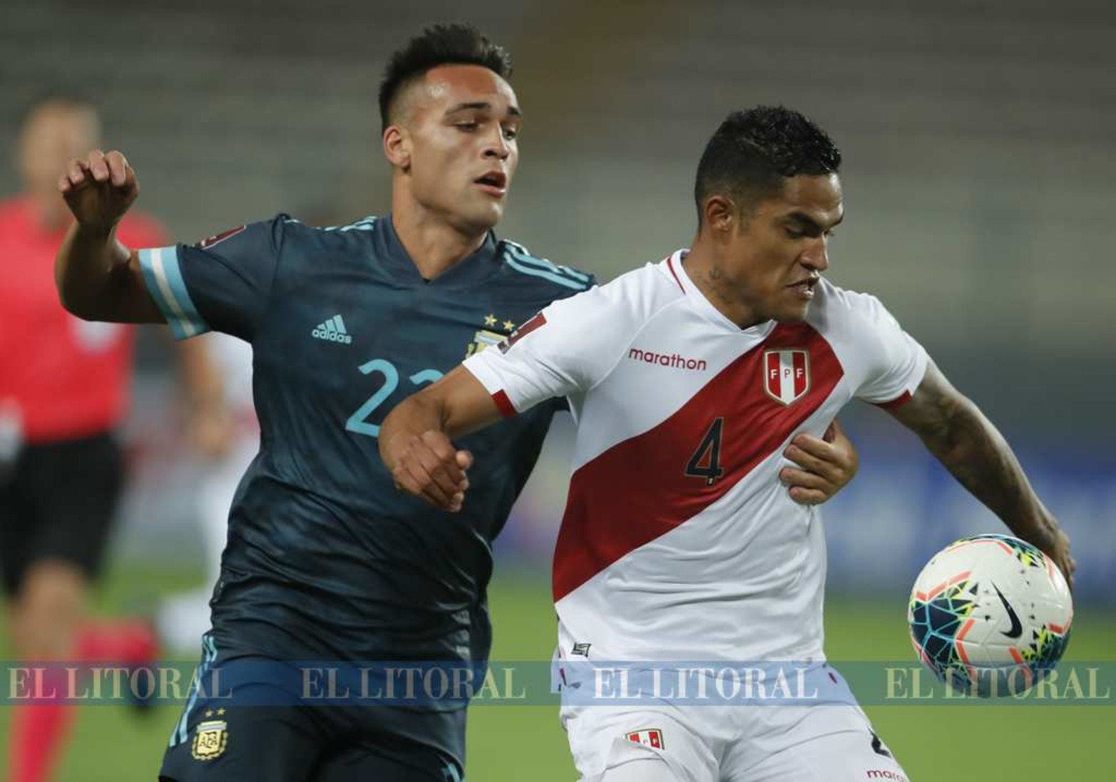 Argentino logró un contundente 2 a 0 en Perú. Logró 10 puntos de los 12 en juego.