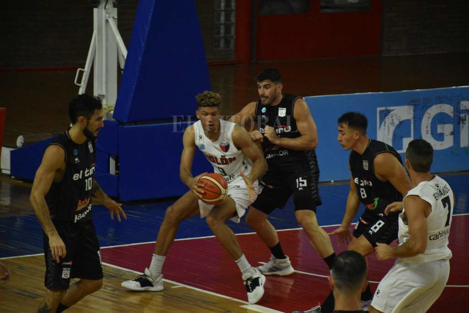 En un final para el infarto, Colón cayó por un punto: 83 a 82 frente a Central Olímpico Argentino de Ceres.