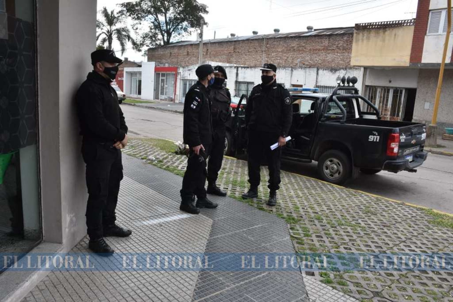 La modalidad de trabajo, de la policía de Santa Fe, para disminuir los robos es hacer operativos sorpresas en distintas zonas y horarios.