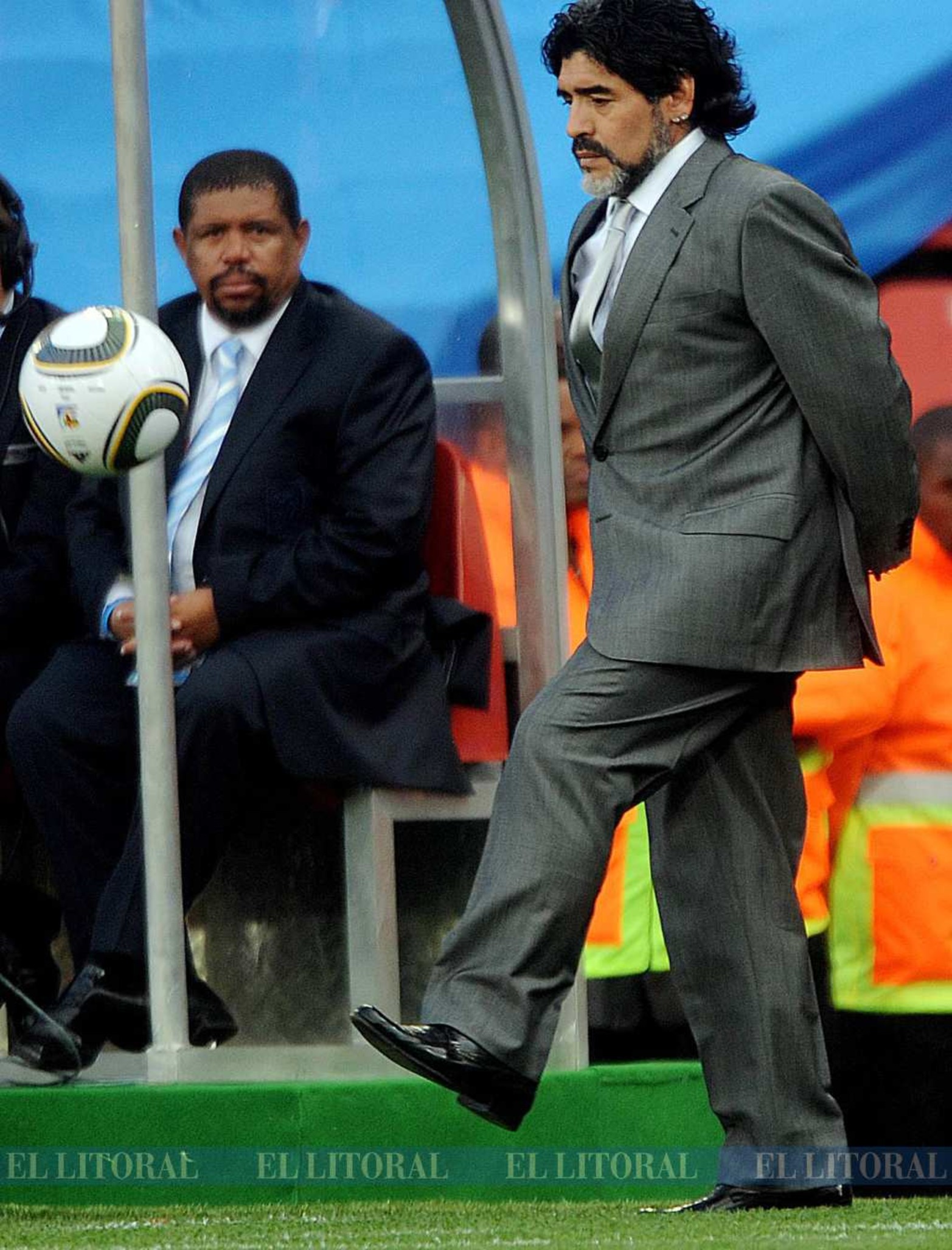 En el Mundial de 2010 como DT del seleccionado Argentino.