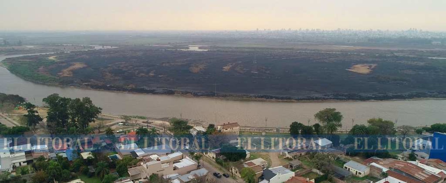 6de agosto. Santo Tomé. Así quedó el día después del incendio.