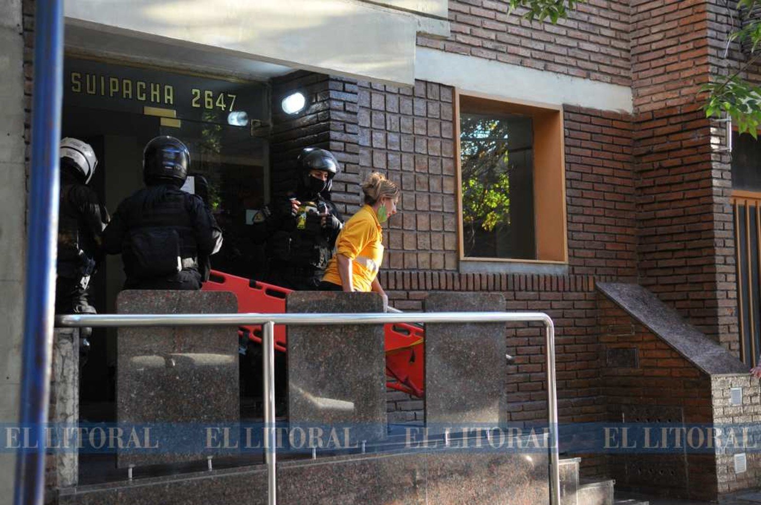 Incendio en un edificio de calle Suipacha con consecuencias fatales para su octogenaria ocupante .