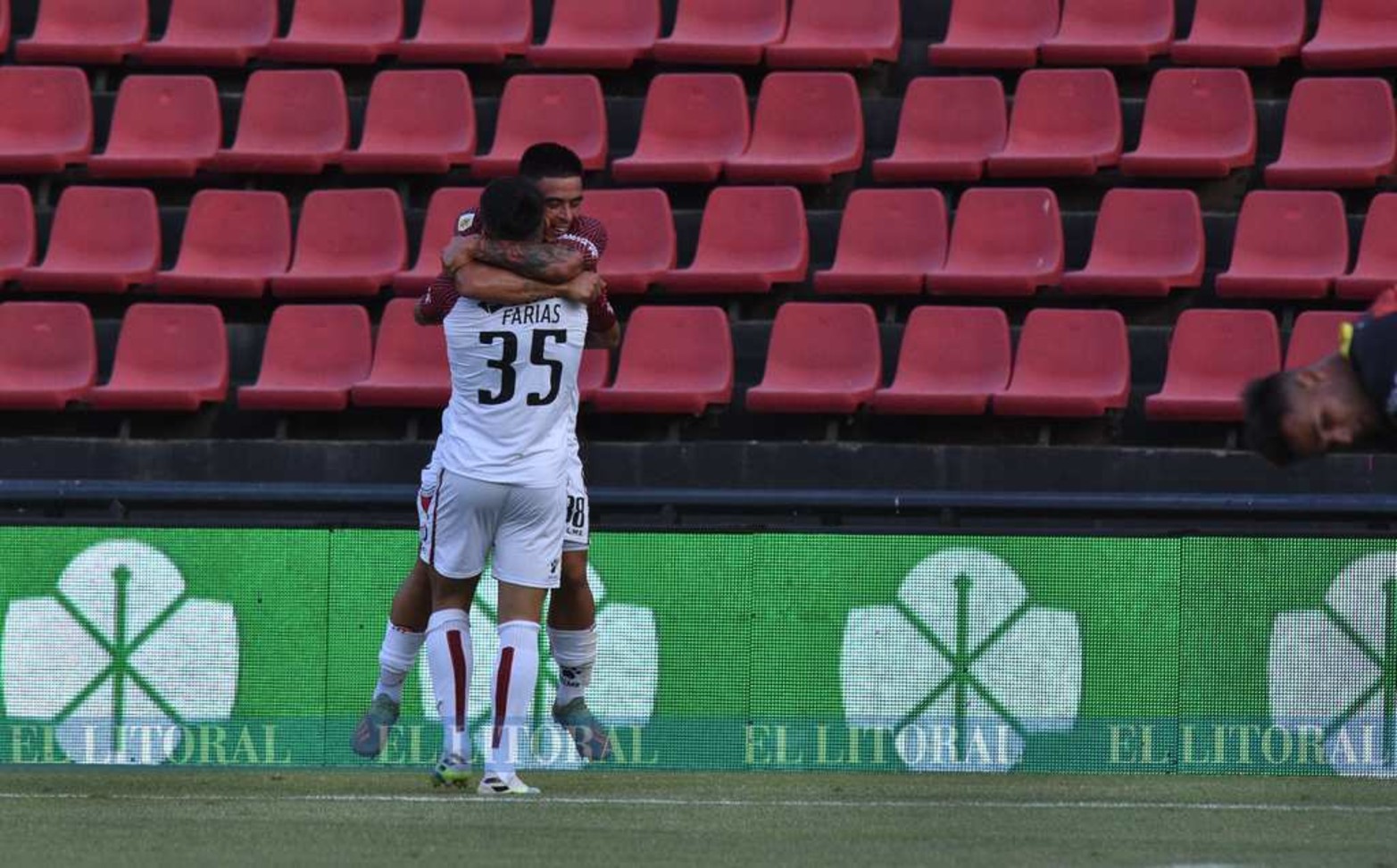 Colón cosechó todos los puntos jugados de local en las dos presentaciones.