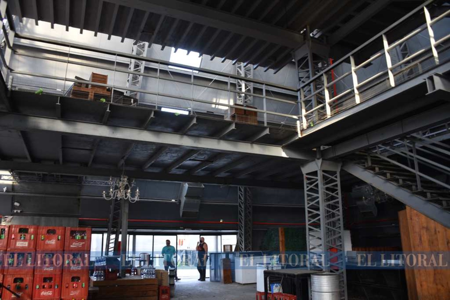 "La Pirámide" uno de los boliches que está sobre la autovía 168.