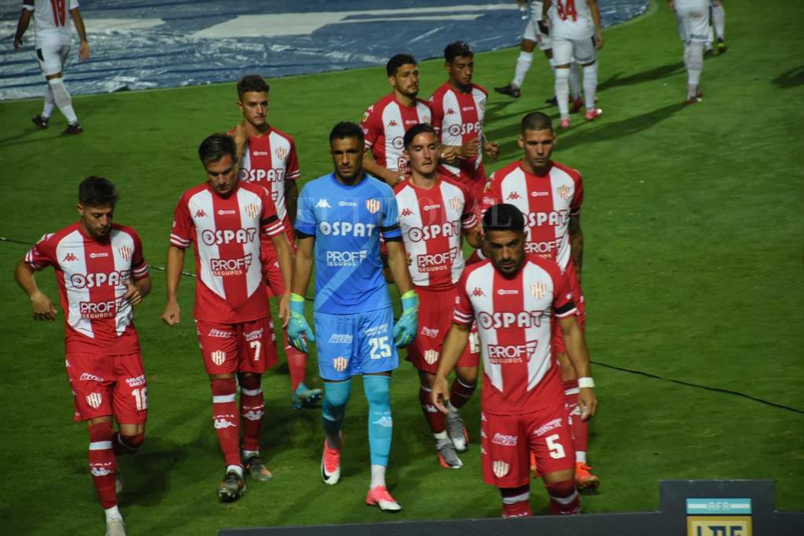 Unión empató 0 a 0 con Independiente y sus chances de clasificar se complican.