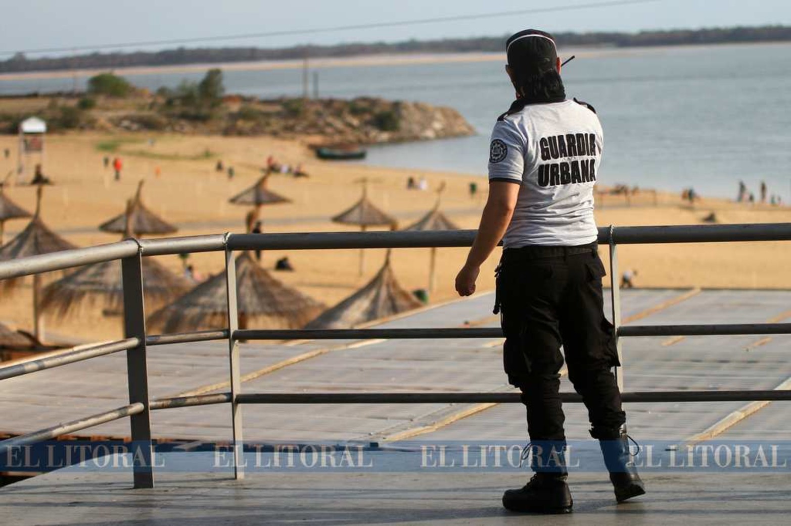 Permiso para playa. A través del sitio web de la municipalidad de Corrientes, los 350 cupos, este primer fin de semana, solo fueron solicitados la mitad.