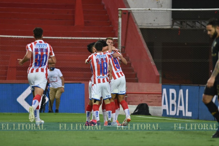 Buena victoria de Unión ante Racing
