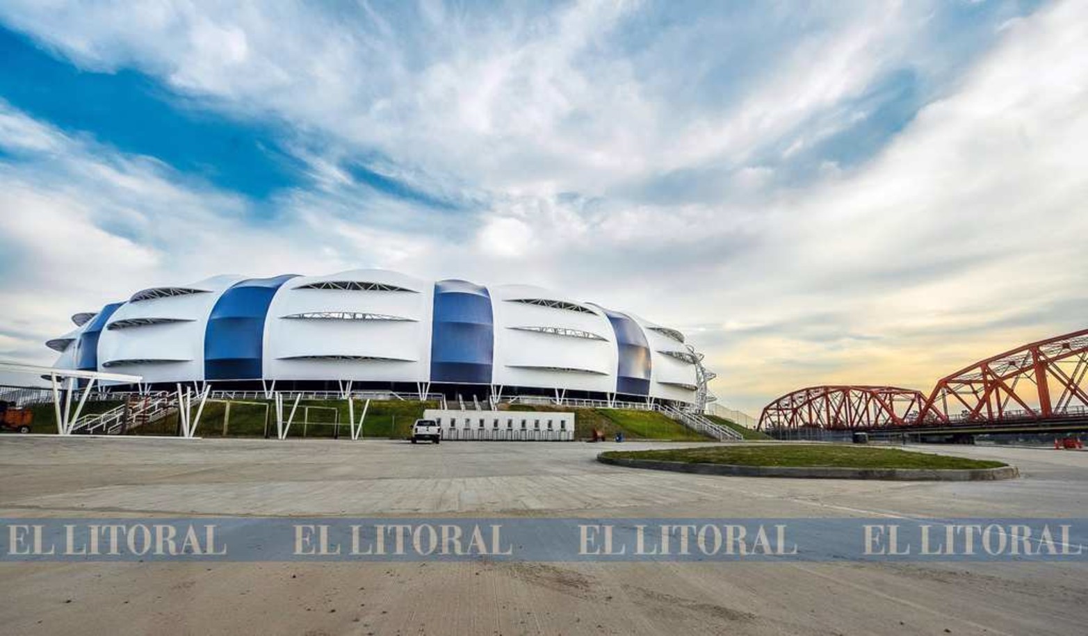 "Madre de Ciudades' es el nombre del estadio único ubicado en la capital de Santiago del Estero. La CONMEBOL ayer realizó una visita técnica y lo aprobó. Allí será una de las sedes de la Copa América Argentina-Colombia 2021.