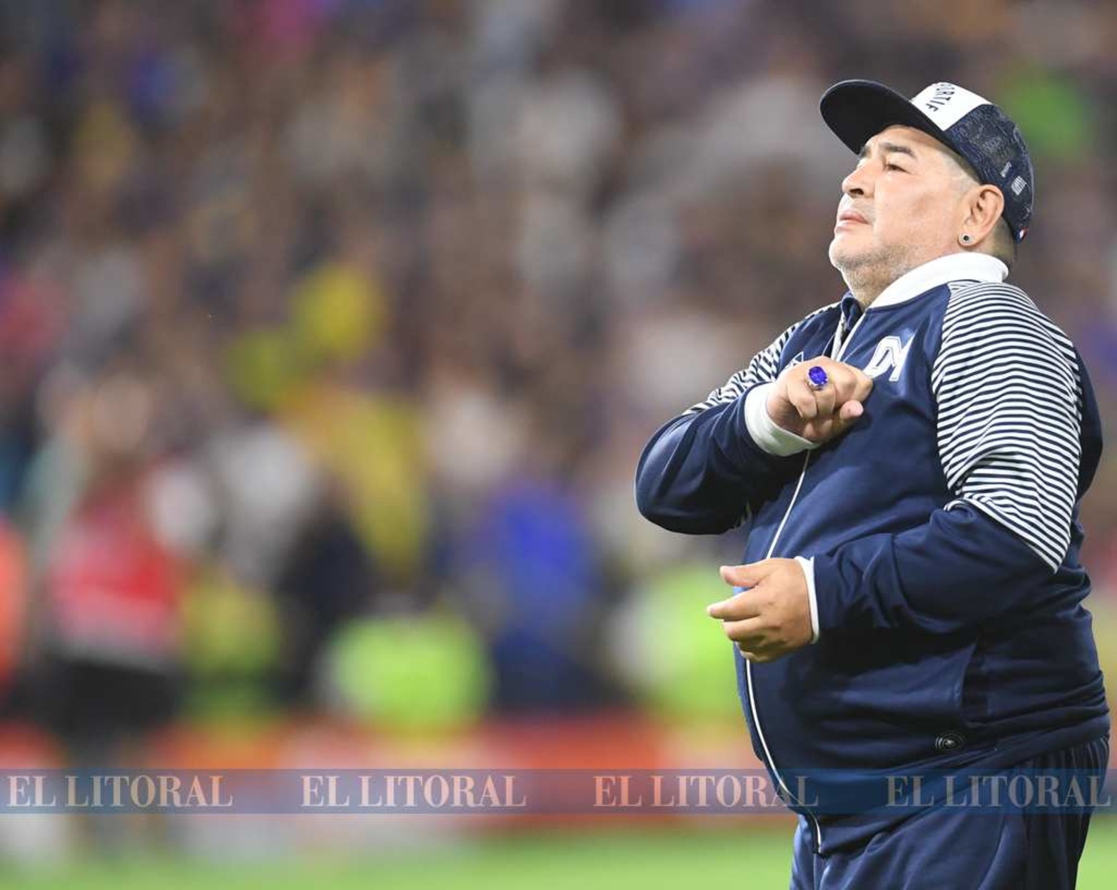 Como DT de Gimnasia y Esgrima de la Plata. Su último vínculo adentro de la cancha.