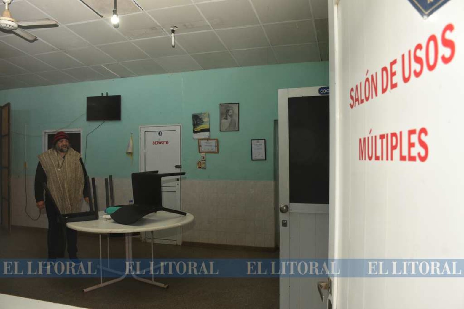 Salón Multiuso. Es espacio está ubicado en Javier de la Rosa 3568.