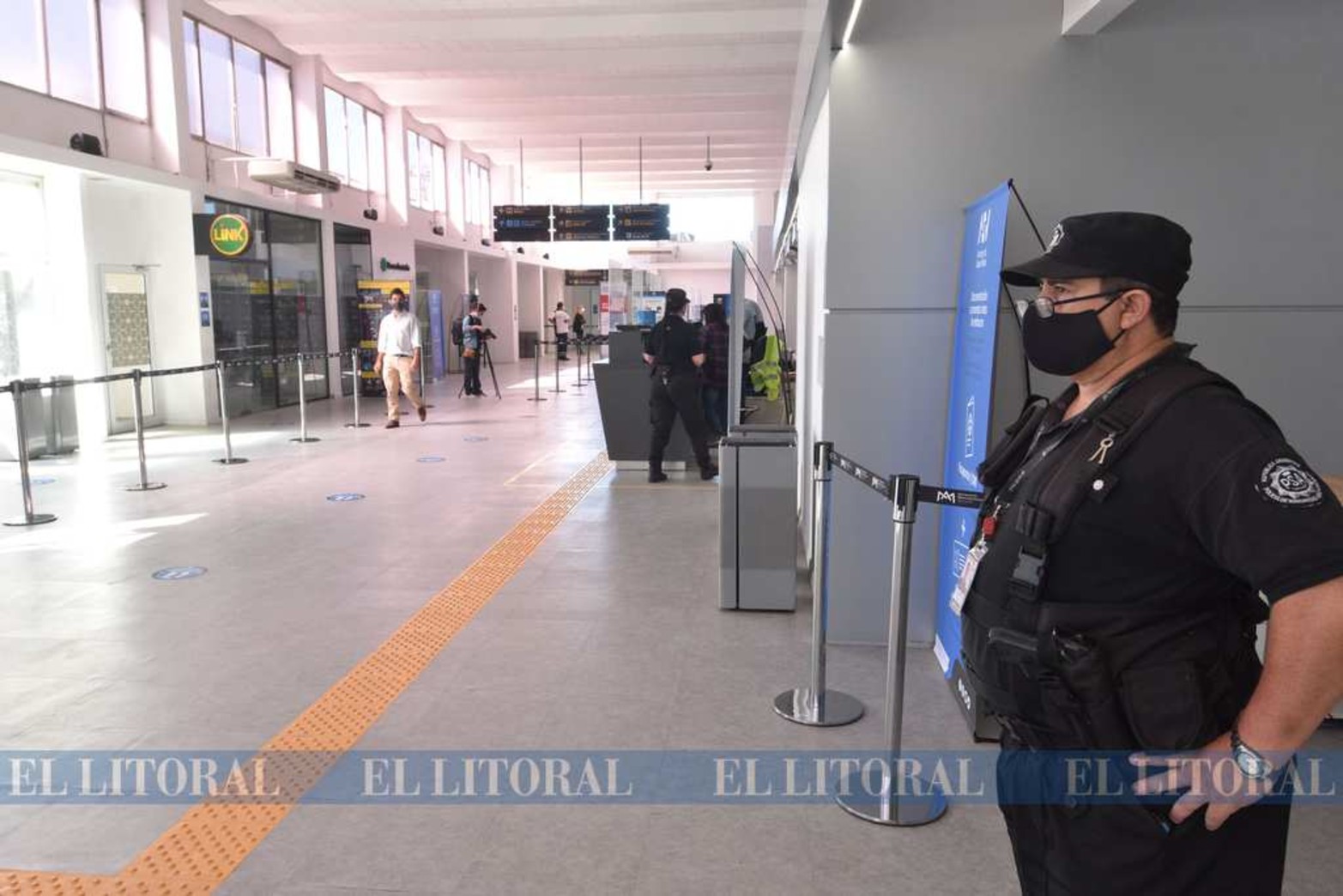 En el aeropuerto metropolitano de Santa Fe, esta semana comenzó, después de casi ocho meses, la vuelta de los vuelos con Buenos Aires.