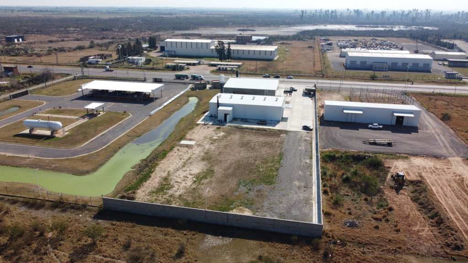 Del laboratorio al campo y a la industria. La empresa Quimadh lleva 25 años en el mercado local y más de una década en el mercado internacional.