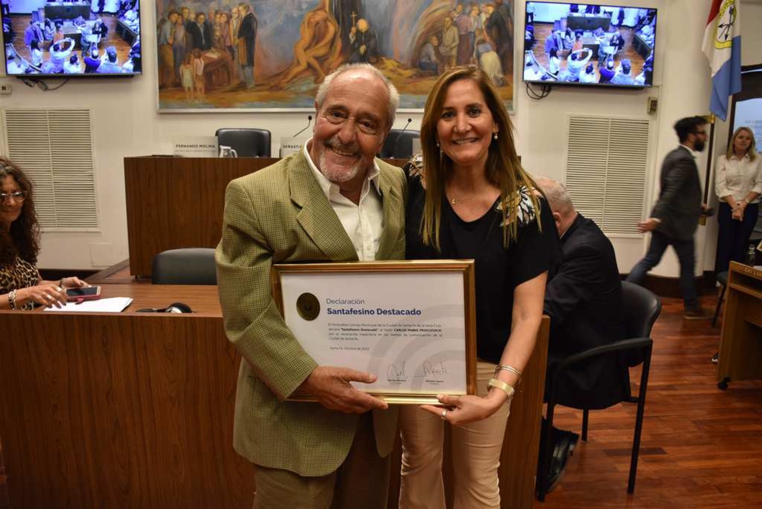 En 2019, fue declarado ciudadano ilustre por el Concejo Municipal.