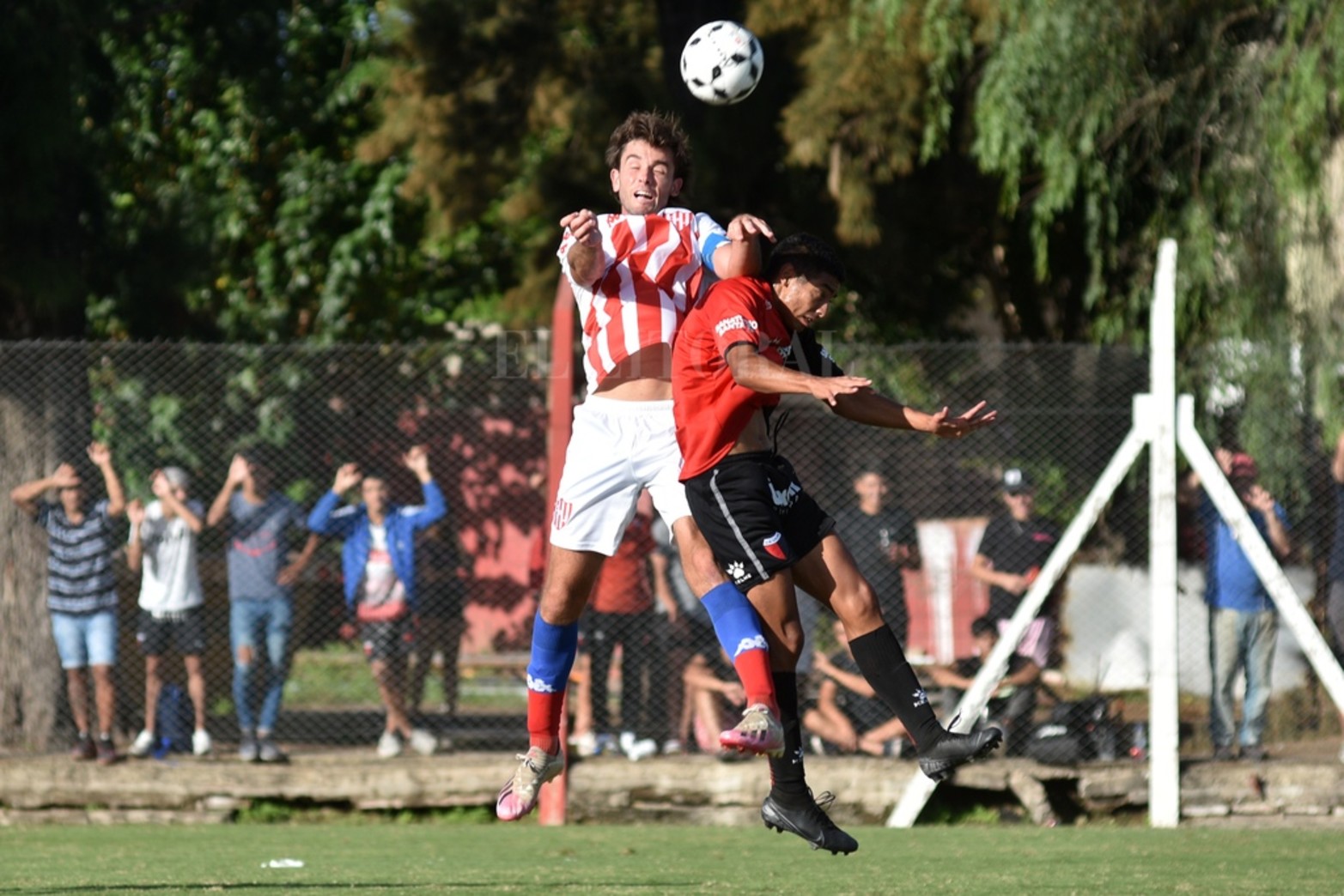 El "Sabalero" venció a Unión en el derby liguista por 1 a 0.