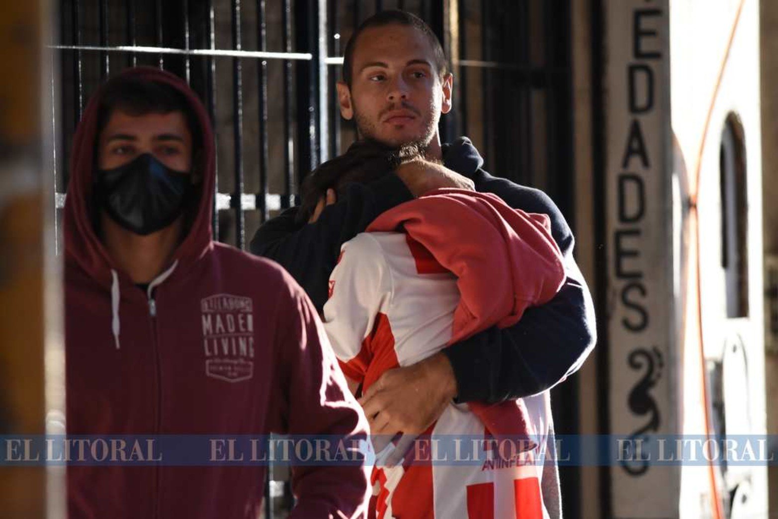 Incendio en un edificio de calle Suipacha con consecuencias fatales para su octogenaria ocupante .