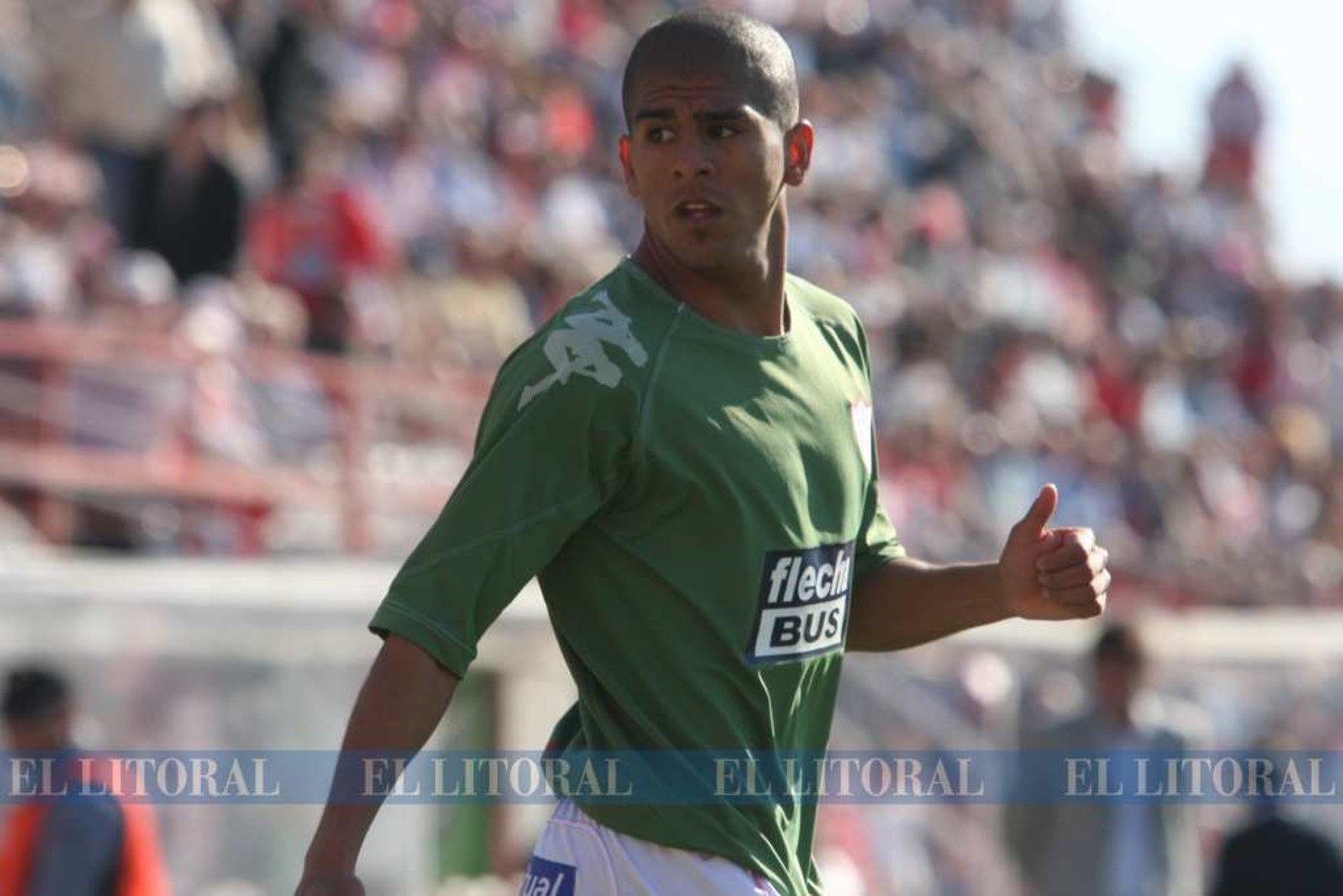 Alejandro "Tarrito" Pérez fue el marcador lateral.