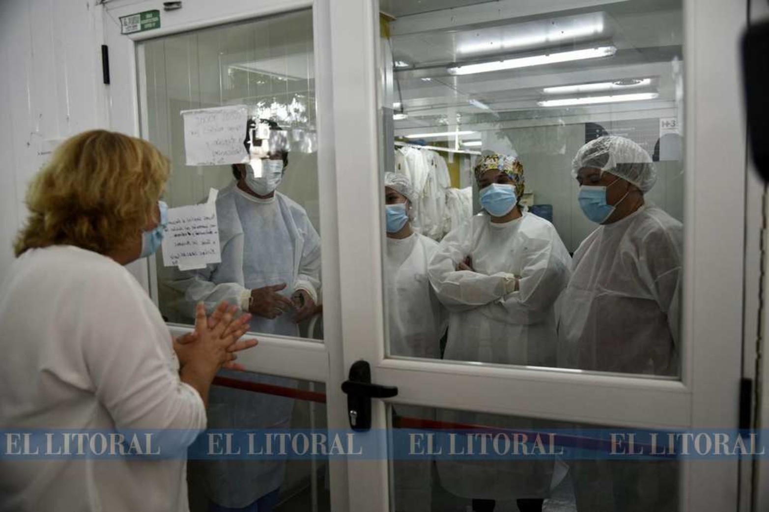 En Rosario las primeras dosis llegaron al hospital modular de Granadero Baigorria. Estuvo presente la Ministra de Salud Sonia Martorano.