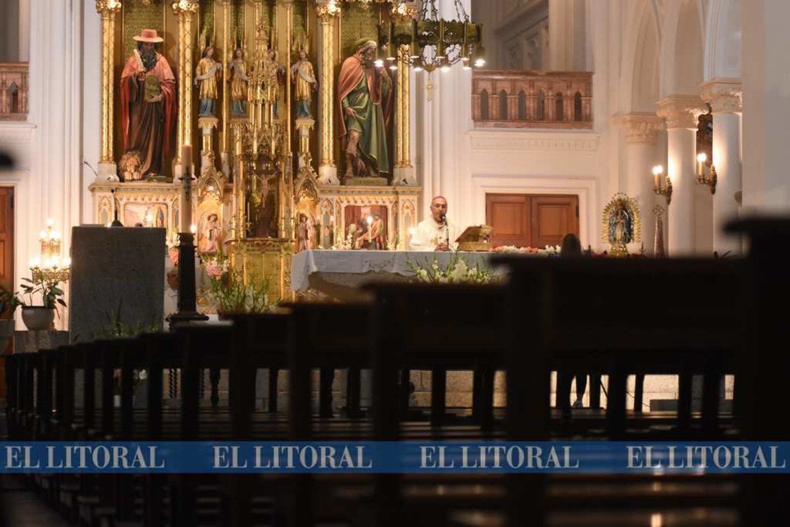 La celebración 121...de la Peregrinación a Guadalupe. Se realizó sin fieles y se transmitió por canales de aire y redes sociales. Se estiman que vieron la transmisión unas 400.000 personas.