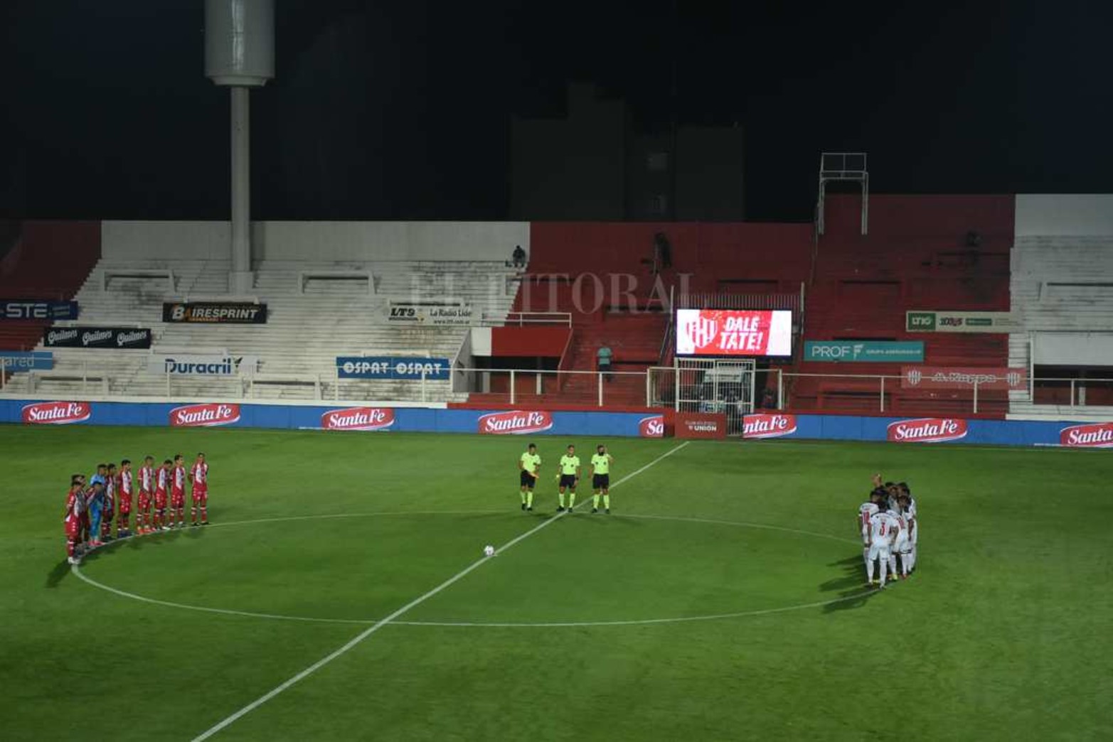 Unión empató 0 a 0 con Independiente y sus chances de clasificar se complican.